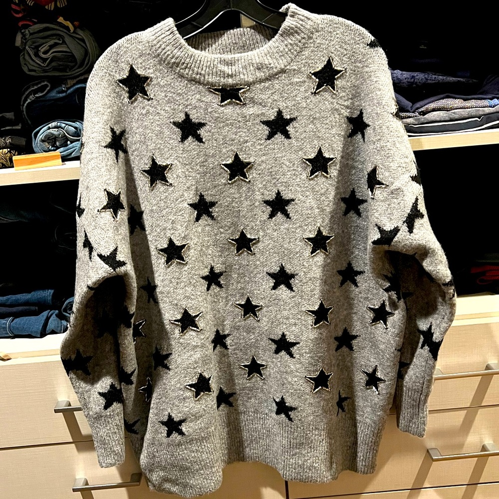 Star print grey oversized thick sweater